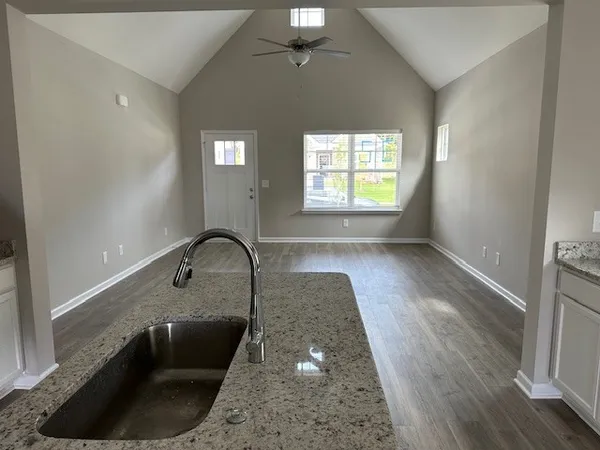 $2,300 | 737 Rex Drive, Spring Hill, TN 37174