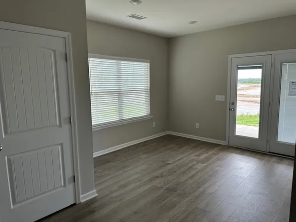 $2,300 | 737 Rex Drive, Spring Hill, TN 37174