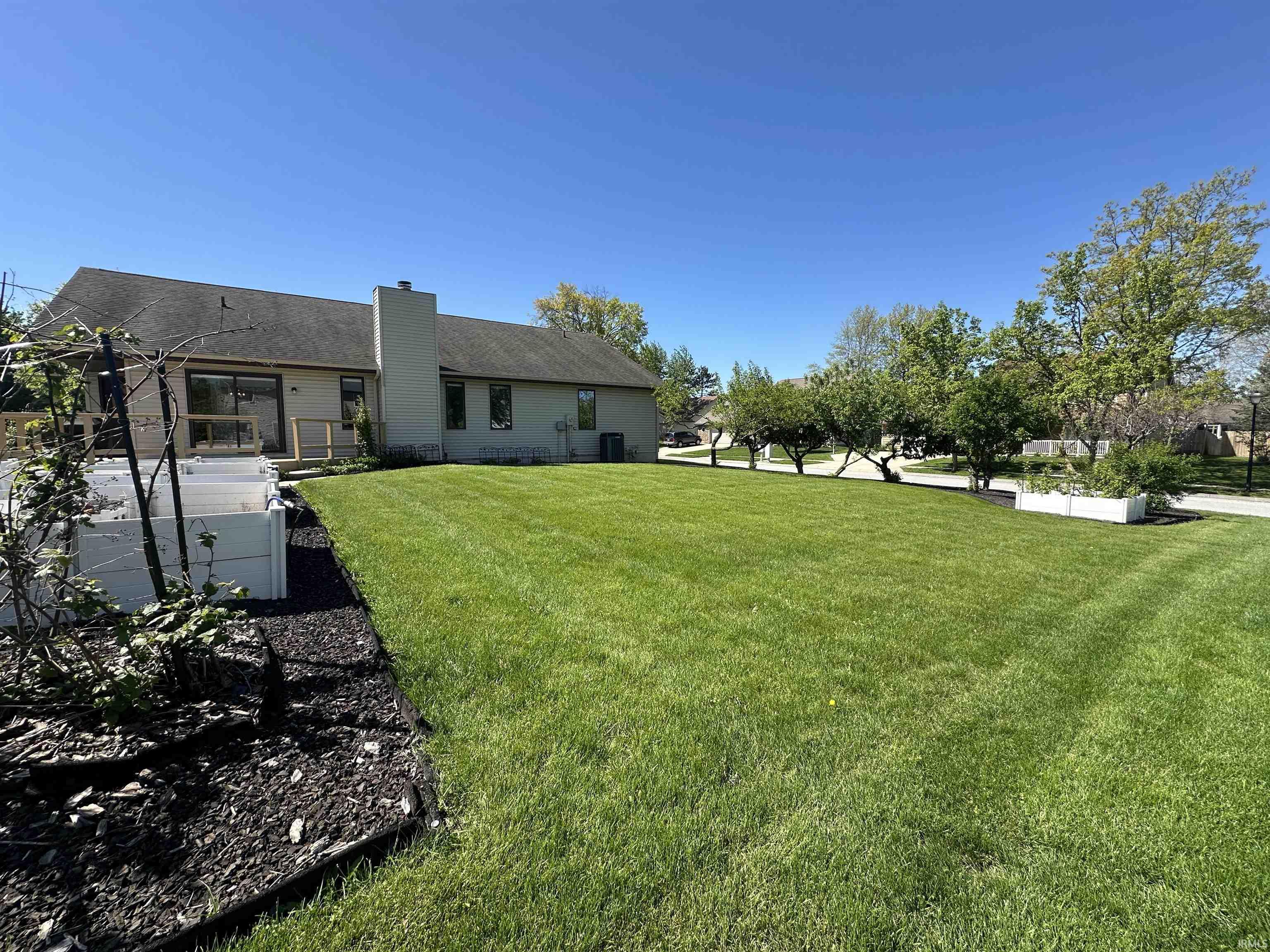6501 Sedgemore Place Fort Wayne, IN 46835 - Photo 4 of 36