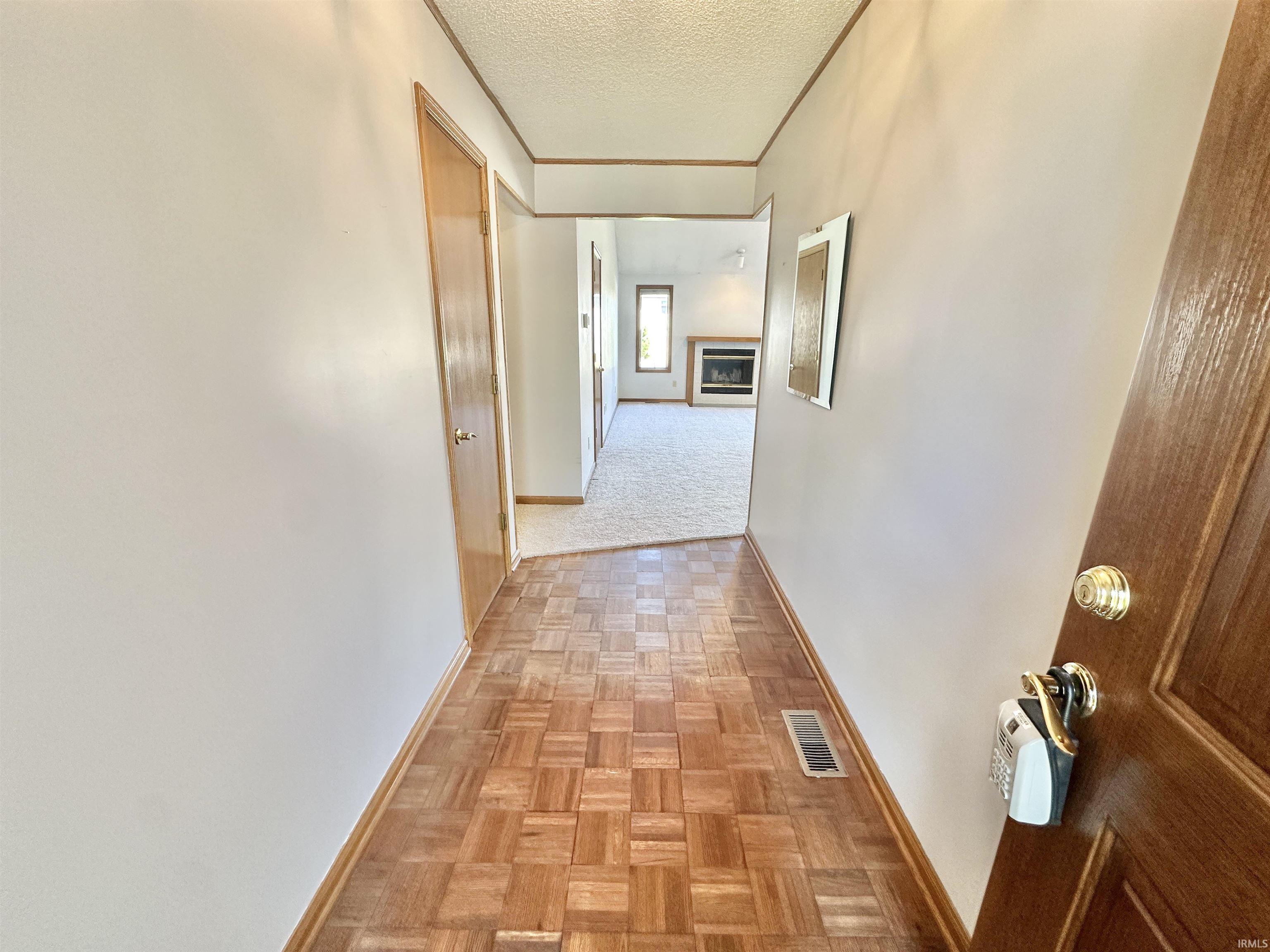 6501 Sedgemore Place Fort Wayne, IN 46835 - Photo 5 of 36