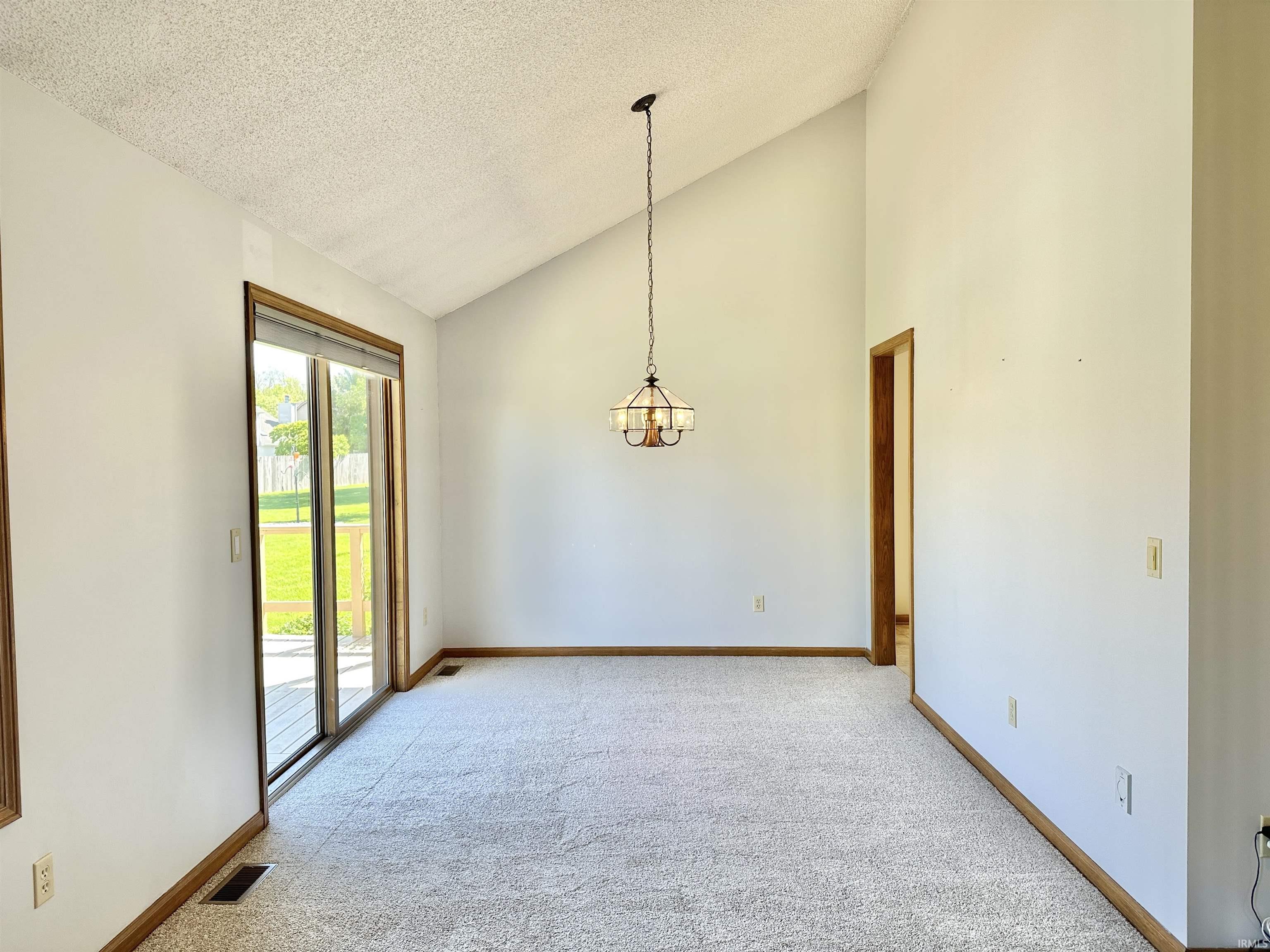 6501 Sedgemore Place Fort Wayne, IN 46835 - Photo 10 of 36