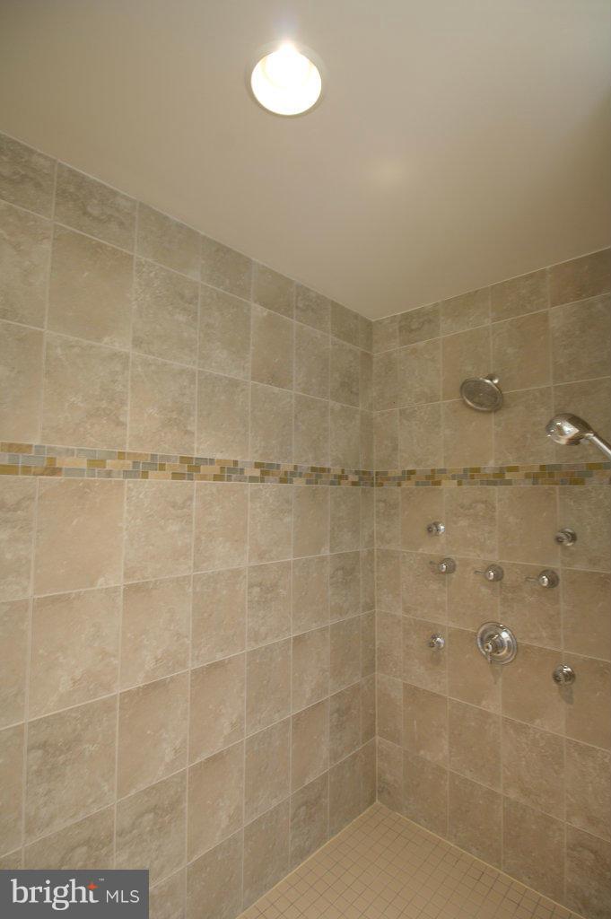 1506 St James Road Accokeek, MD 20607 - Photo 19 of 30 Bath (Master)