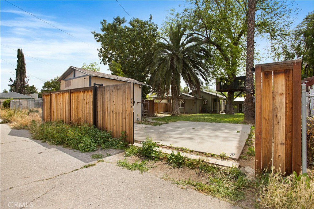 3359 Locust Street Riverside, CA 92501 - Photo 26 of 31