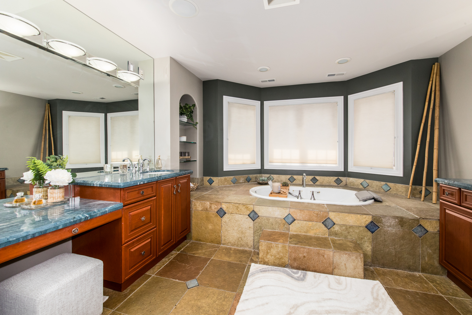 235 North Prospect Avenue Park Ridge, IL 60068 - Photo 26 of 59 Gallery Image 26