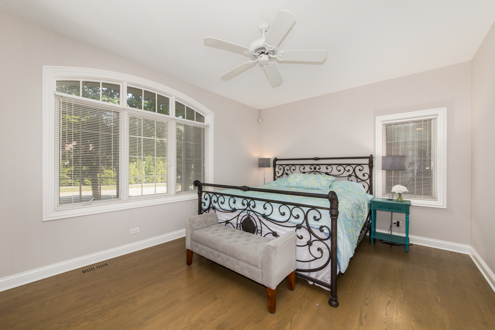 235 North Prospect Avenue Park Ridge, IL 60068 - Photo 42 of 59 Gallery Image 42
