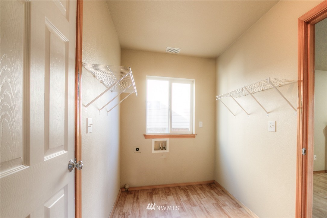5203 Northeast 5th Court Renton, WA 98059 - Photo 14 of 22