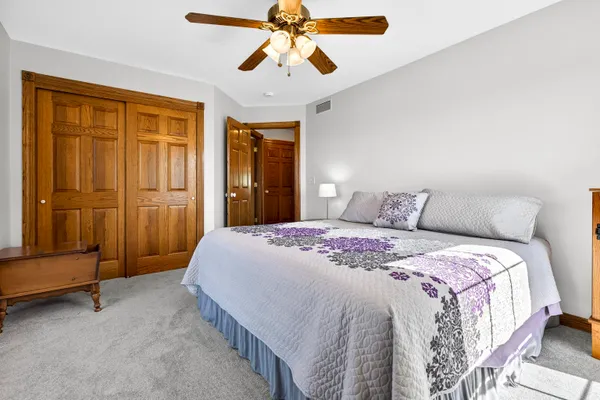 $759,900 | 5565 Applewood Court, Hartford, WI 53027