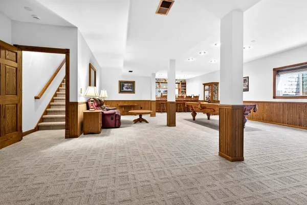 $759,900 | 5565 Applewood Court, Hartford, WI 53027