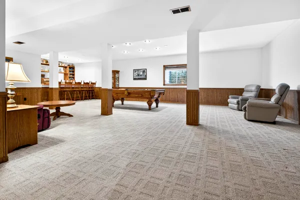 $759,900 | 5565 Applewood Court, Hartford, WI 53027