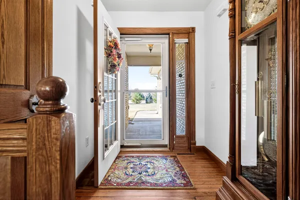 $759,900 | 5565 Applewood Court, Hartford, WI 53027