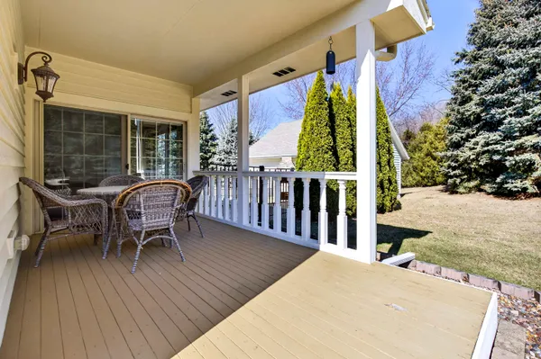 $759,900 | 5565 Applewood Court, Hartford, WI 53027