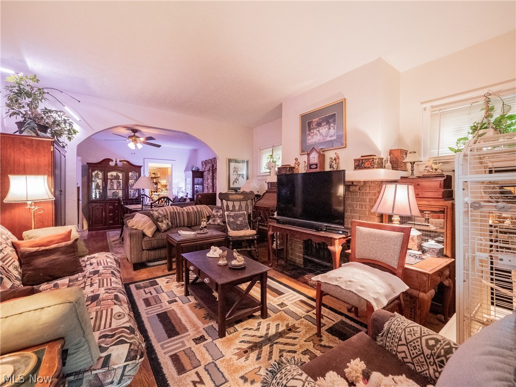 1671 Coventry Road Cleveland, OH 44118 - Photo 13 of 35 Gallery Image 13