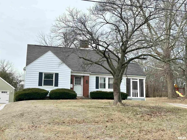 $142,900 | 509 Woodland Place, Jacksonville, IL 62650