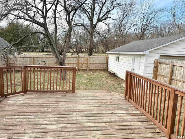 $142,900 | 509 Woodland Place, Jacksonville, IL 62650