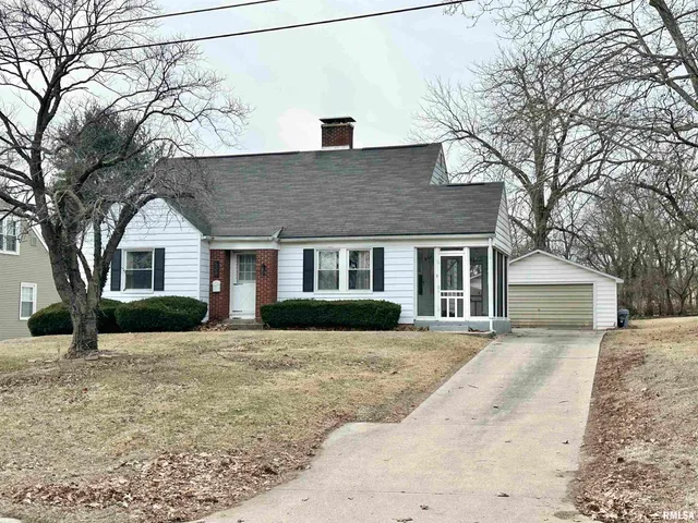 $142,900 | 509 Woodland Place, Jacksonville, IL 62650