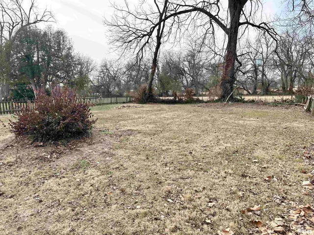 $142,900 | 509 Woodland Place, Jacksonville, IL 62650