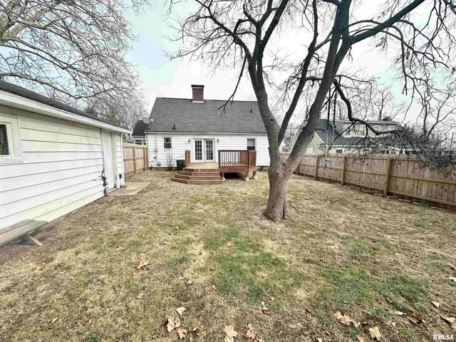 $142,900 | 509 Woodland Place, Jacksonville, IL 62650