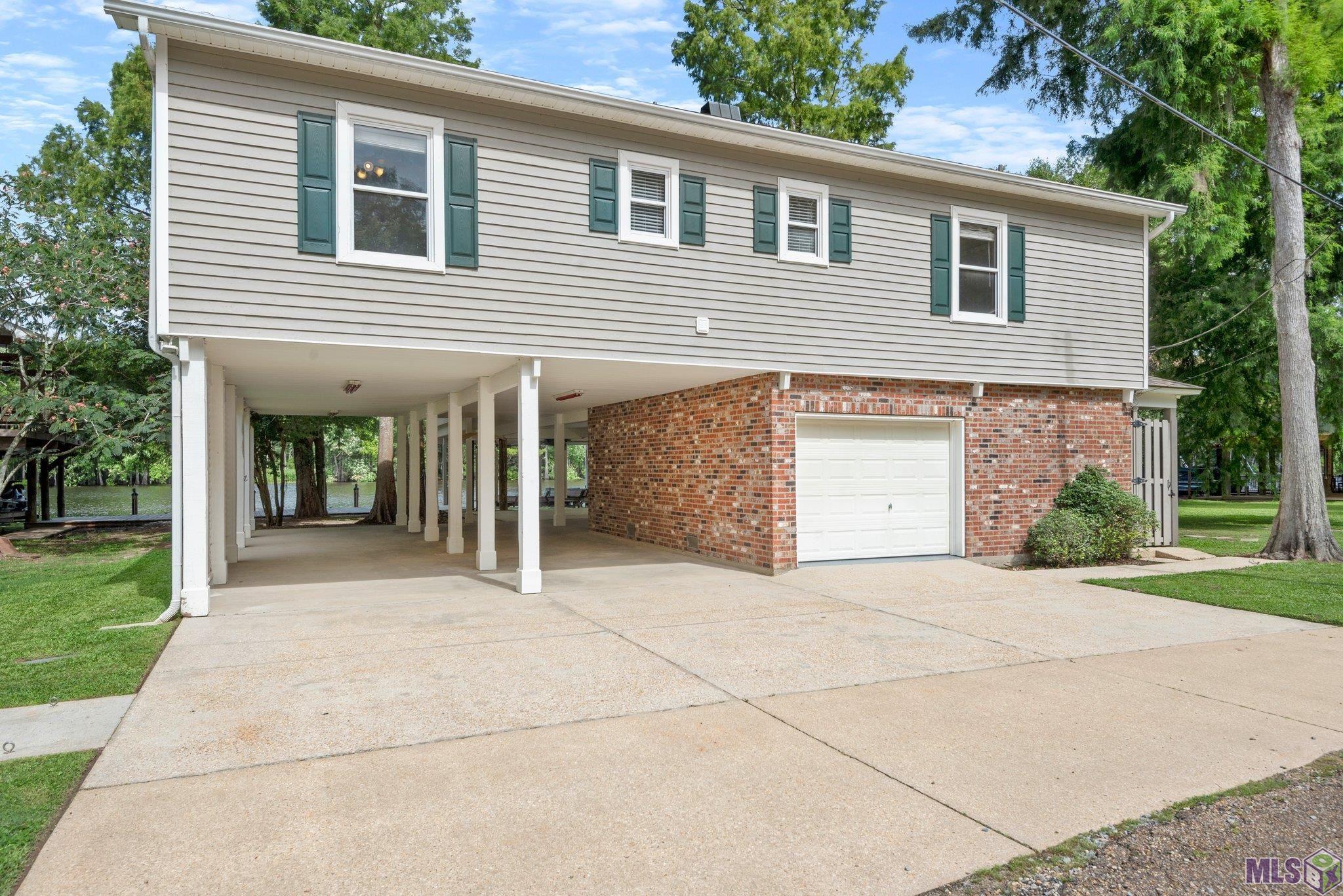 20765 Henry Road Springfield, LA 70462 - Photo 1 of 41 Gallery Image 1