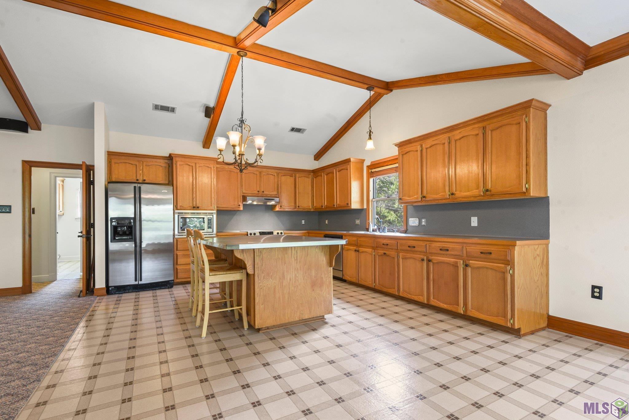 20765 Henry Road Springfield, LA 70462 - Photo 3 of 41 Gallery Image 3