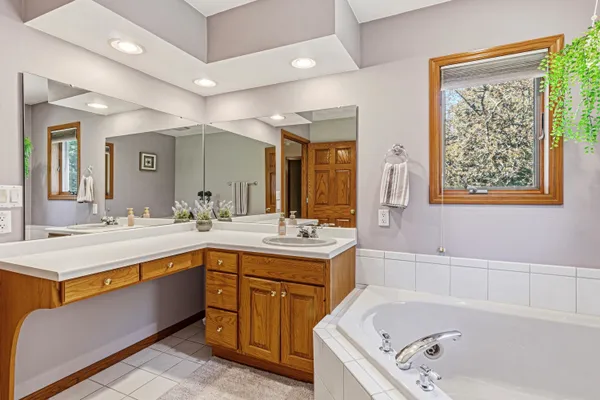 $649,900 | E4564 East Sherwood Spring Green, Spring Green, WI 53588