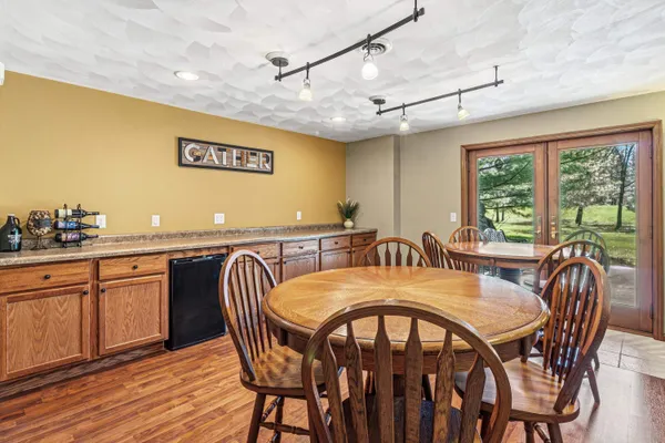 $649,900 | E4564 East Sherwood Spring Green, Spring Green, WI 53588