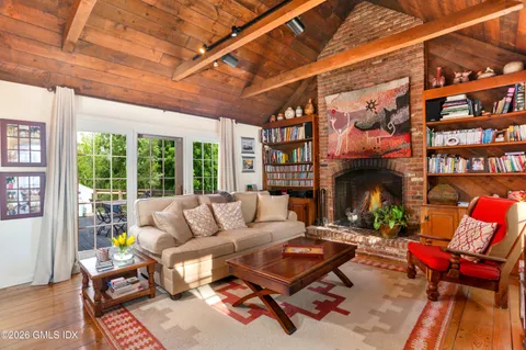 $2,450,000 | 150 North Old Stone Bridge Road, Cos Cob, CT 06807