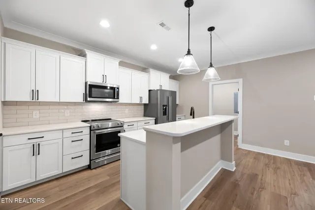 $2,450 | 7226 Sassafras Way, Knoxville, TN 37919