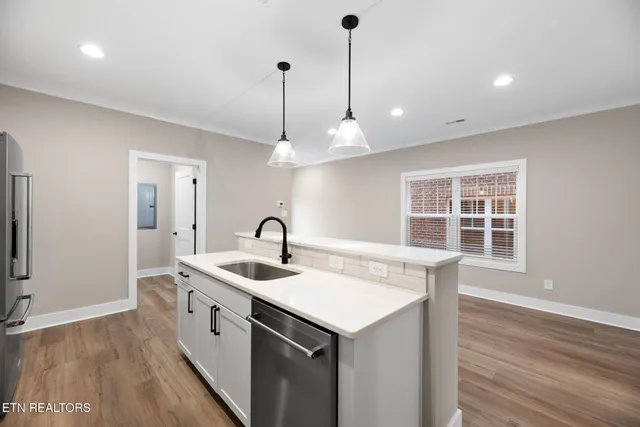 $2,450 | 7226 Sassafras Way, Knoxville, TN 37919