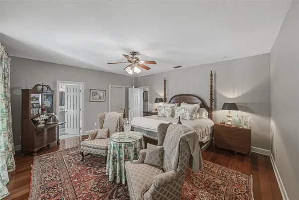 a bathroom with a toilet and a sink
