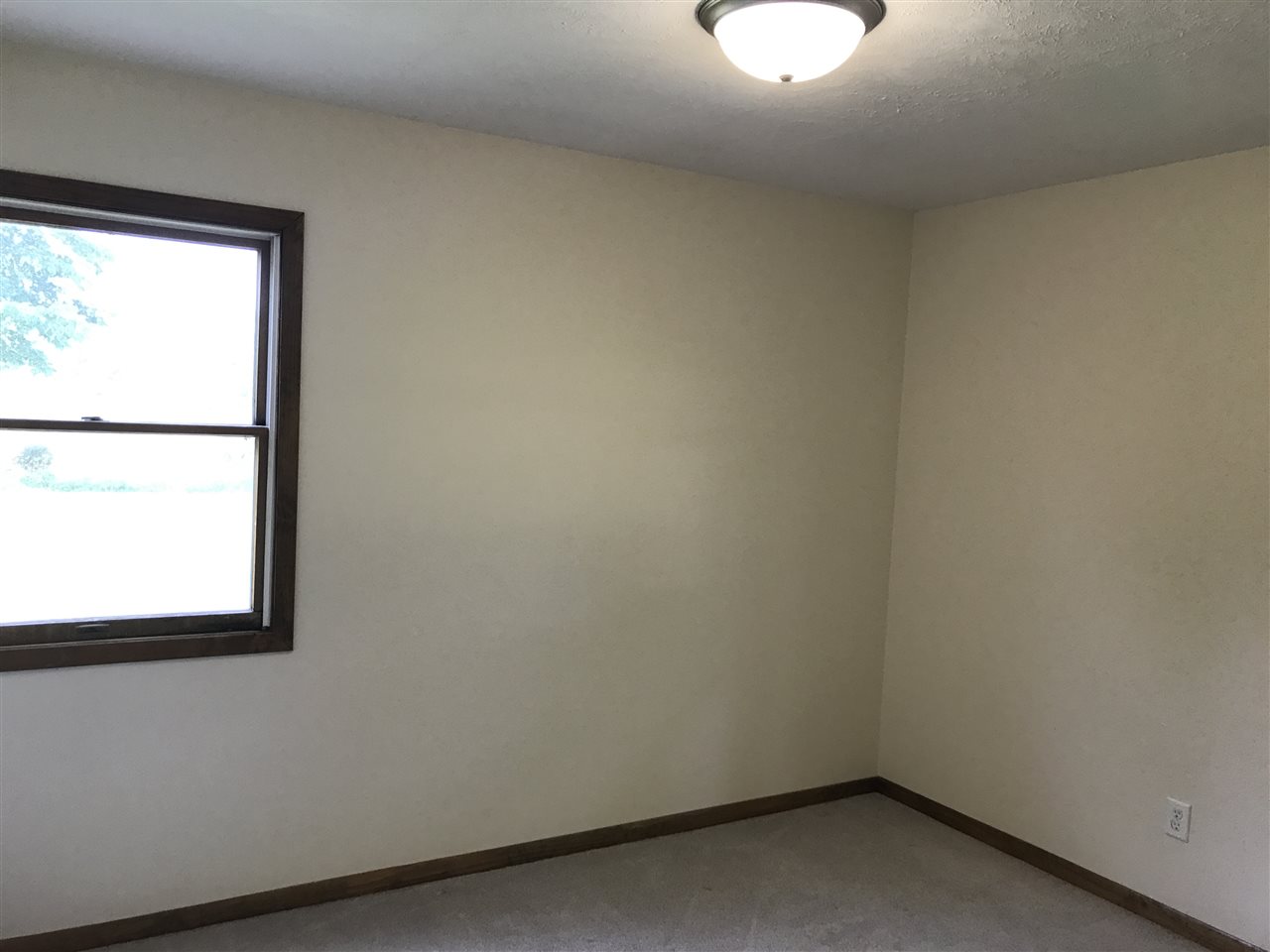 7801 South Mt Zion Road Bloomington, IN 47403 - Photo 18 of 21 Gallery Image 18
