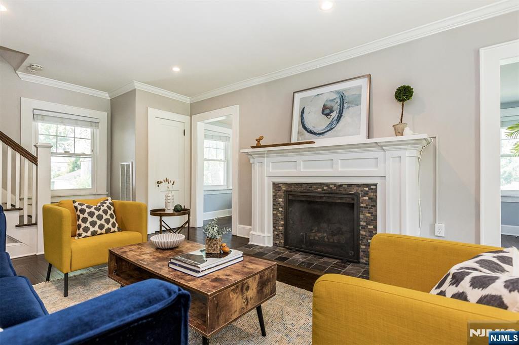 8 Berkeley Road Maplewood, NJ 07040 - Photo 9 of 43 Gallery Image 9
