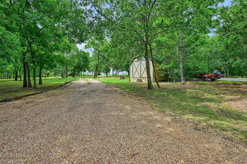 2003 Flowing Wells Road Pottsboro, TX 75076 - Photo 6 of 39 View of street