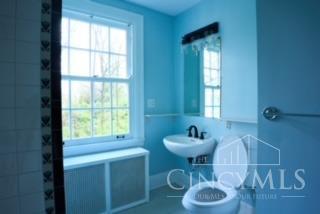 3833 Barker Road Cincinnati, OH 45229 - Photo 46 of 62 Gallery Image 46