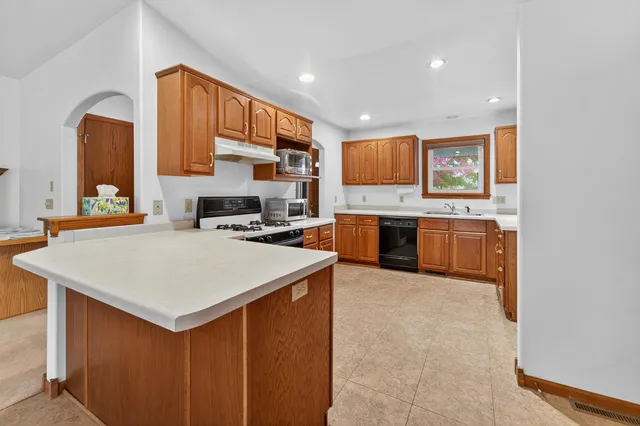 $400,000 | 2918 North Appleton Street, Appleton, WI 54911