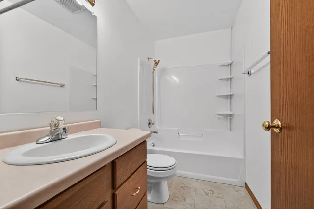 $400,000 | 2918 North Appleton Street, Appleton, WI 54911