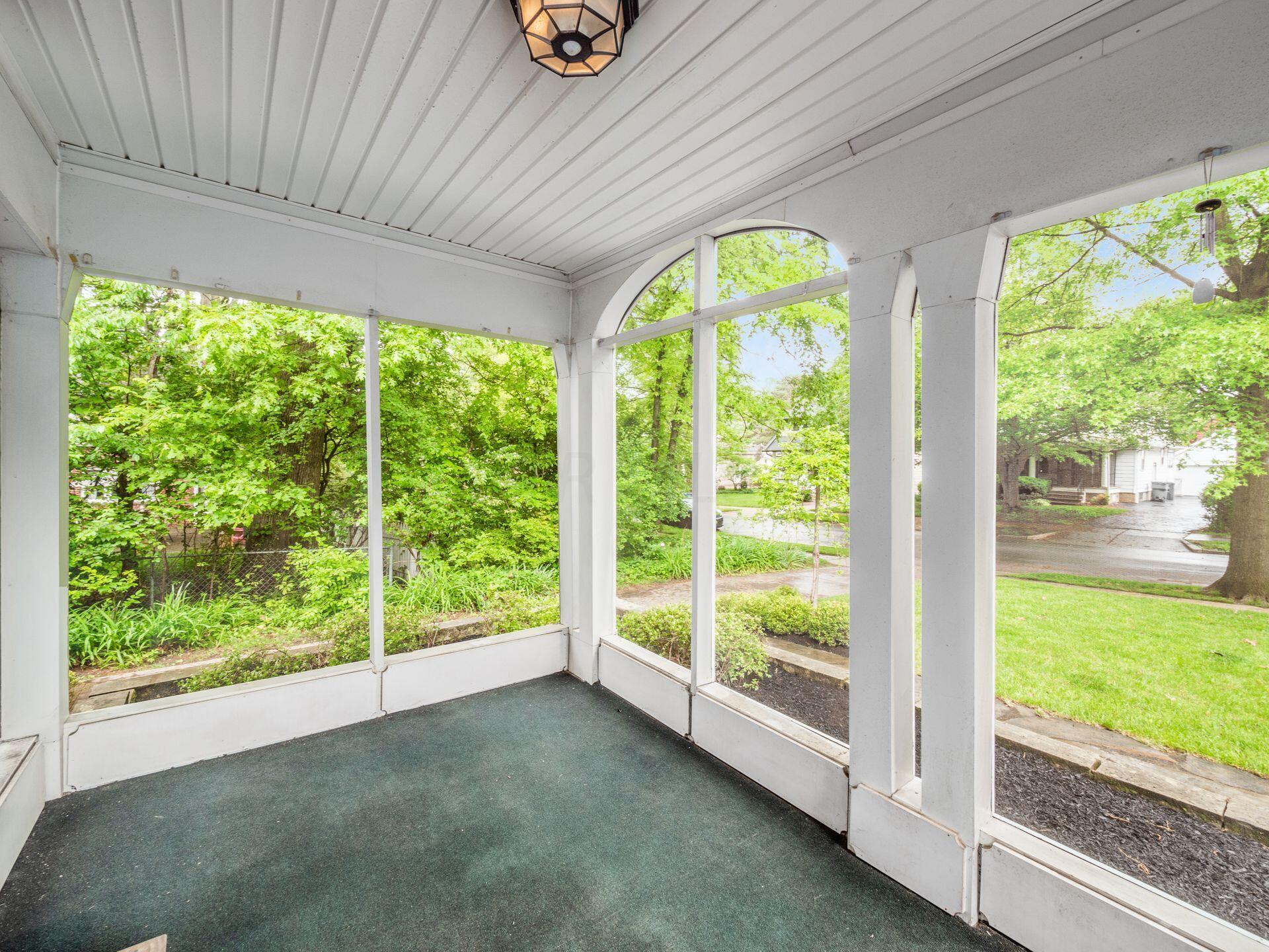 201 Piedmont Road Columbus, OH 43214 - Photo 6 of 28 Front Screened in Porch