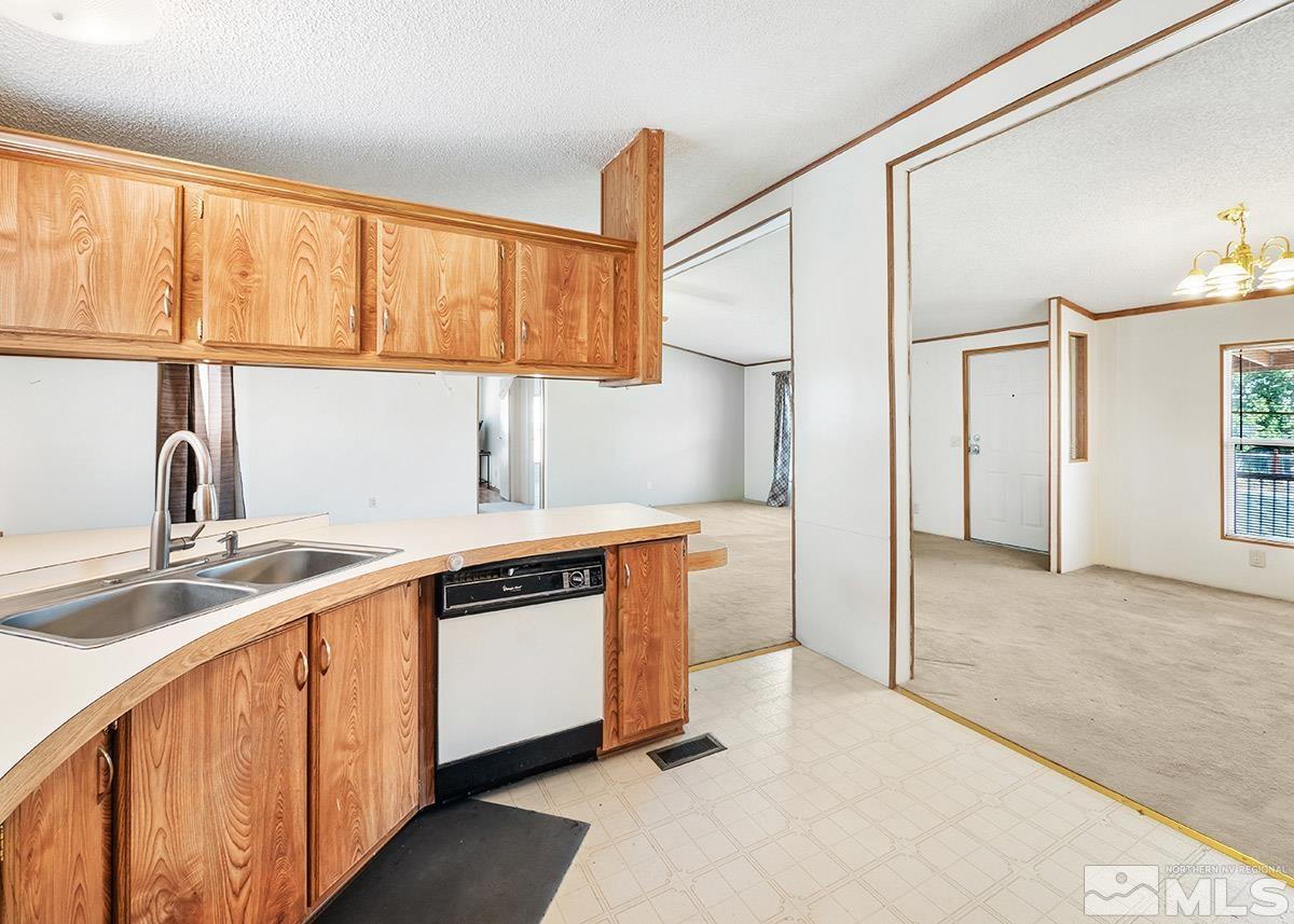 201 Garnet Circle Carson City, NV 89706 - Photo 12 of 27 Photo 12