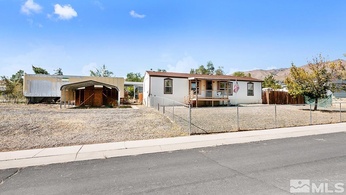 201 Garnet Circle Carson City, NV 89706 - Photo 3 of 27 Photo 3