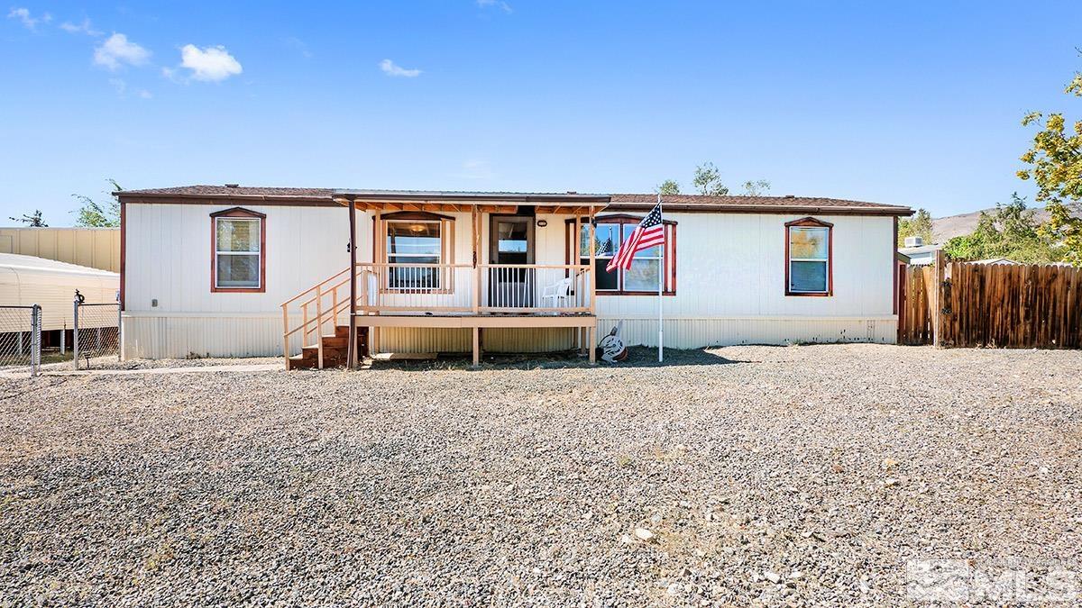 201 Garnet Circle Carson City, NV 89706 - Photo 5 of 27 Photo 5