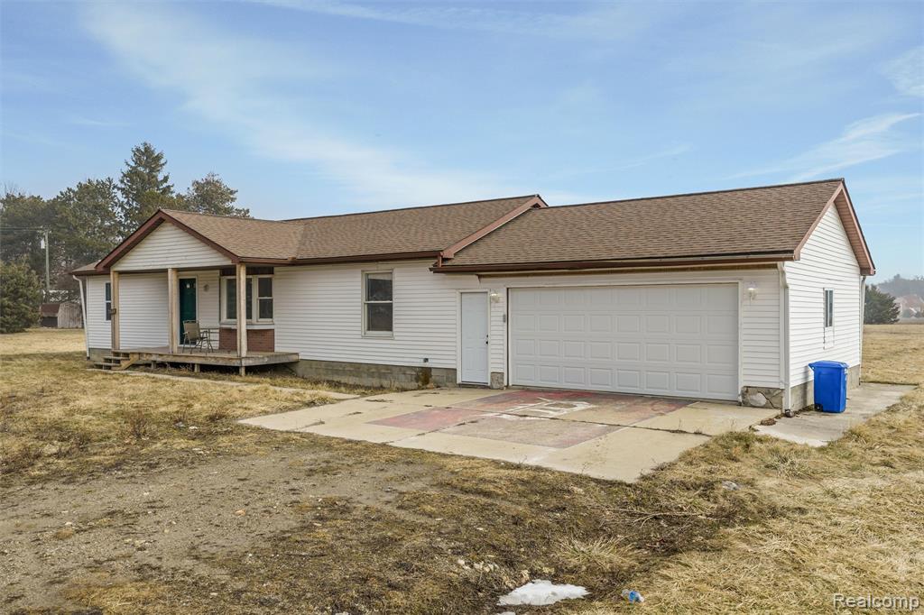 2460 Stapleton Road Goodells, MI 48027 - Photo 3 of 40