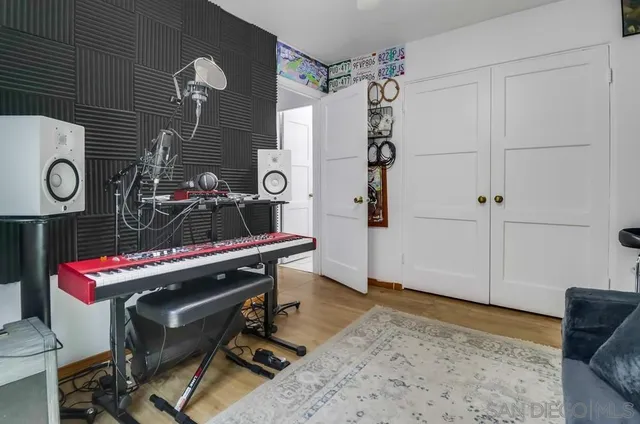 $1,999,900 | 4053 Jewell Street, San Diego, CA 92109