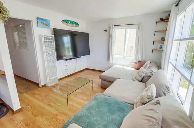 $1,999,900 | 4053 Jewell Street, San Diego, CA 92109