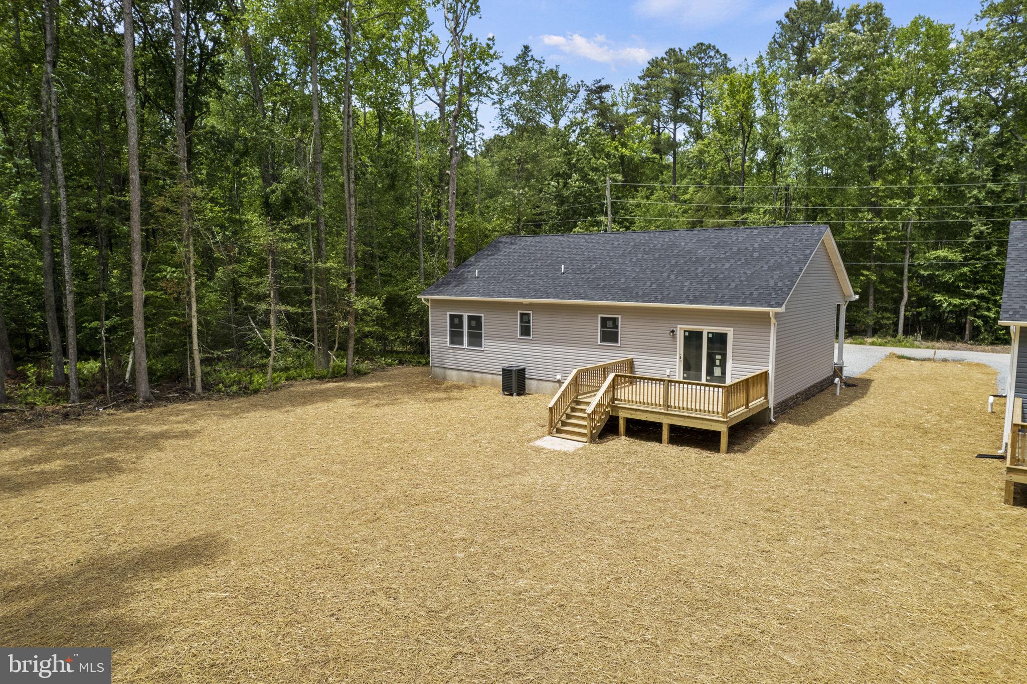 110 Lee Street Colonial Beach, VA 22443 - Photo 2 of 55