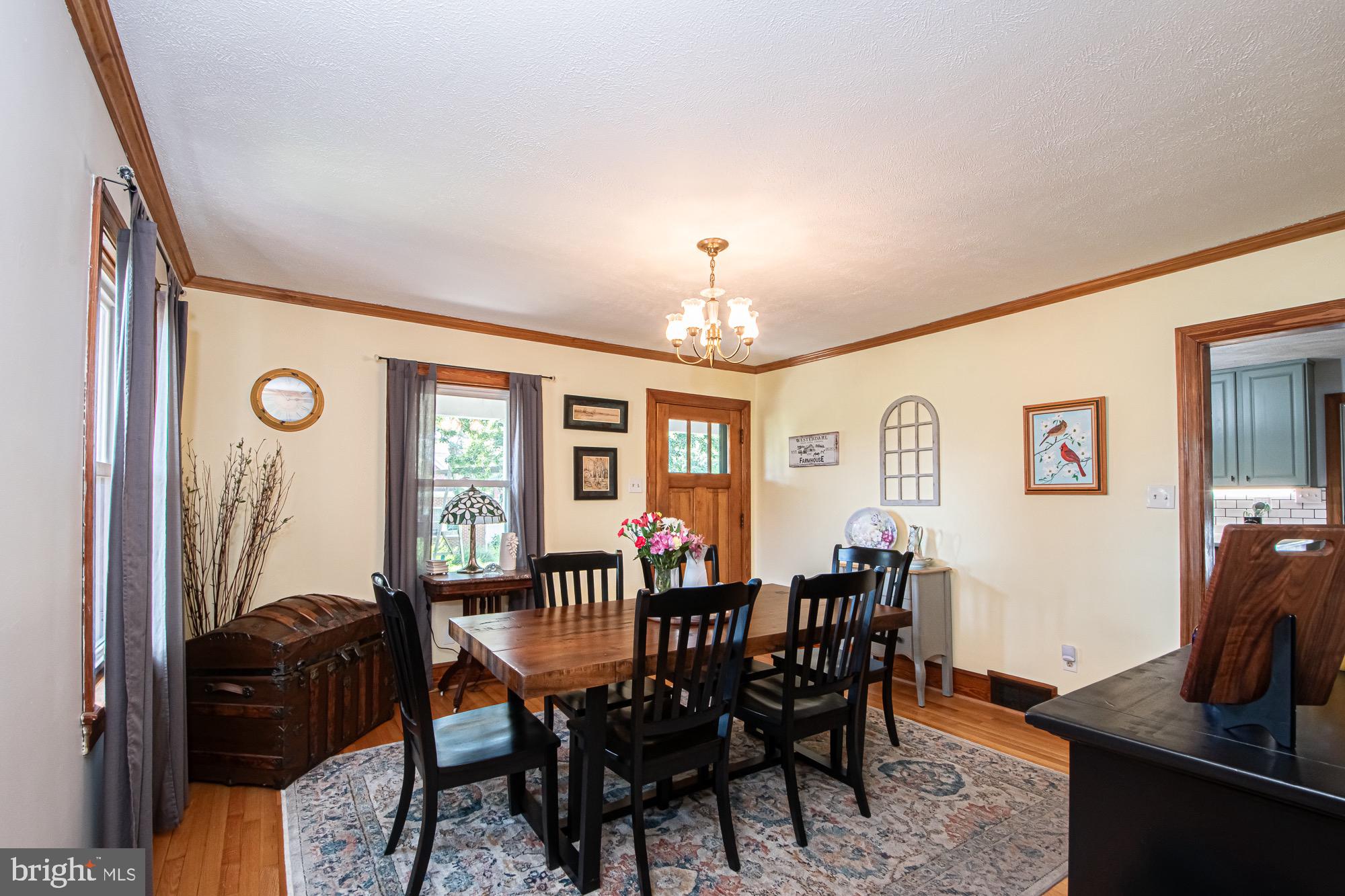 2180 Strasburg Road Front Royal, VA 22630 - Photo 12 of 90 Diningroom