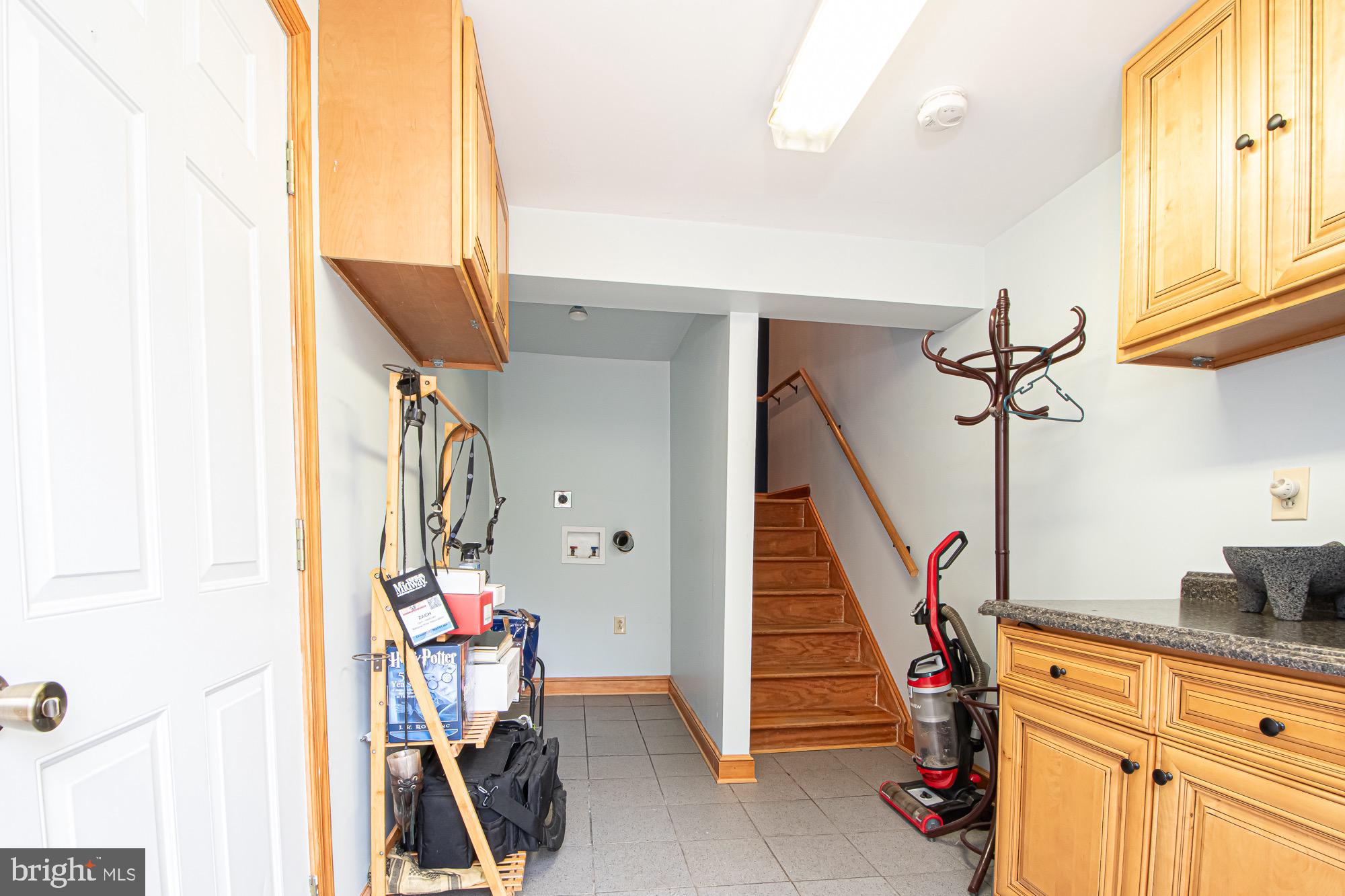 2180 Strasburg Road Front Royal, VA 22630 - Photo 40 of 90 Apartment entryway
