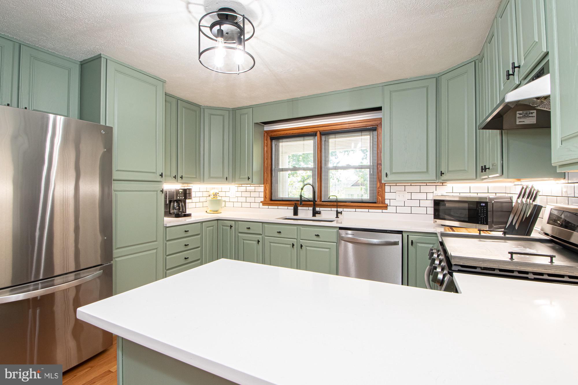 2180 Strasburg Road Front Royal, VA 22630 - Photo 10 of 90 Kitchen