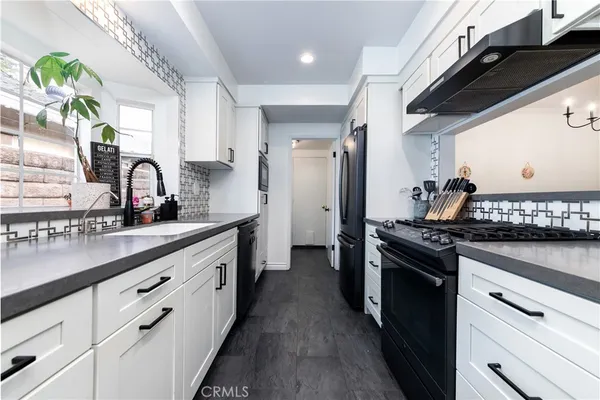 $1,199,999 | 10037 Sunnybrae Avenue, Chatsworth, CA 91311