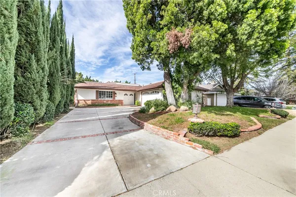 $1,199,999 | 10037 Sunnybrae Avenue, Chatsworth, CA 91311