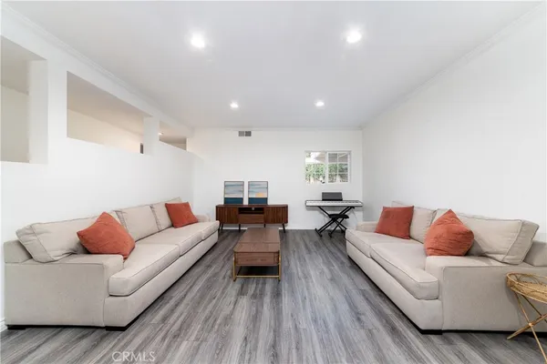 $1,199,999 | 10037 Sunnybrae Avenue, Chatsworth, CA 91311