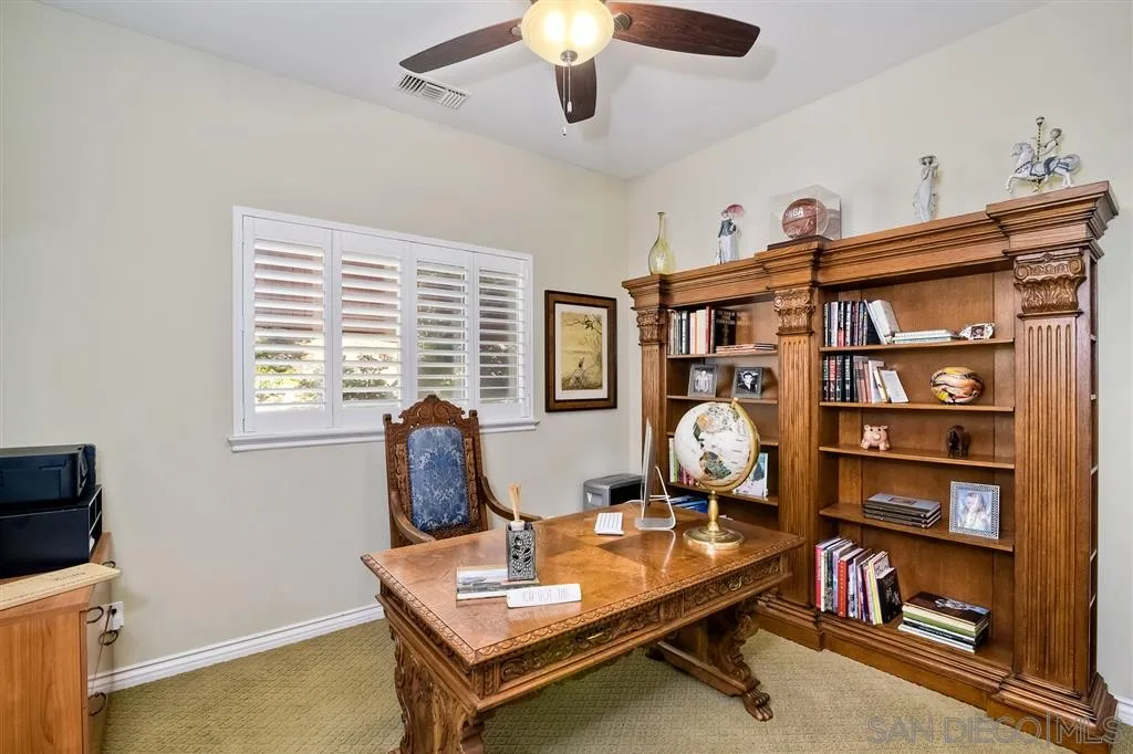 1728 Yucca Road Oceanside, CA 92054 - Photo 15 of 25 a workspace with furniture and window